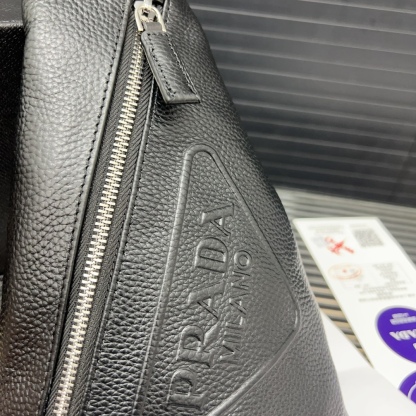 Pra new arrvial Cross men bag