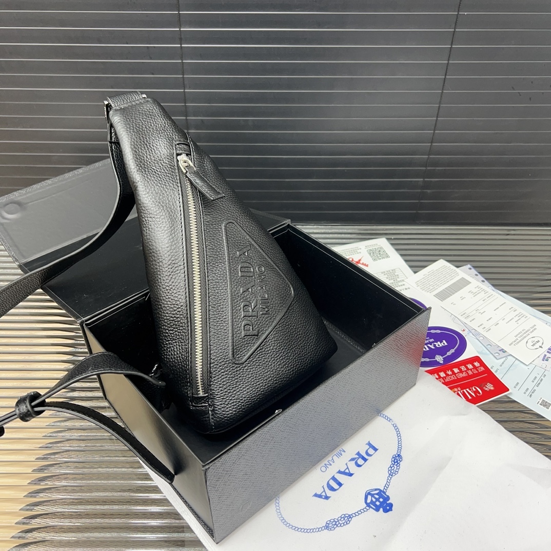 Pra new arrvial Cross men bag