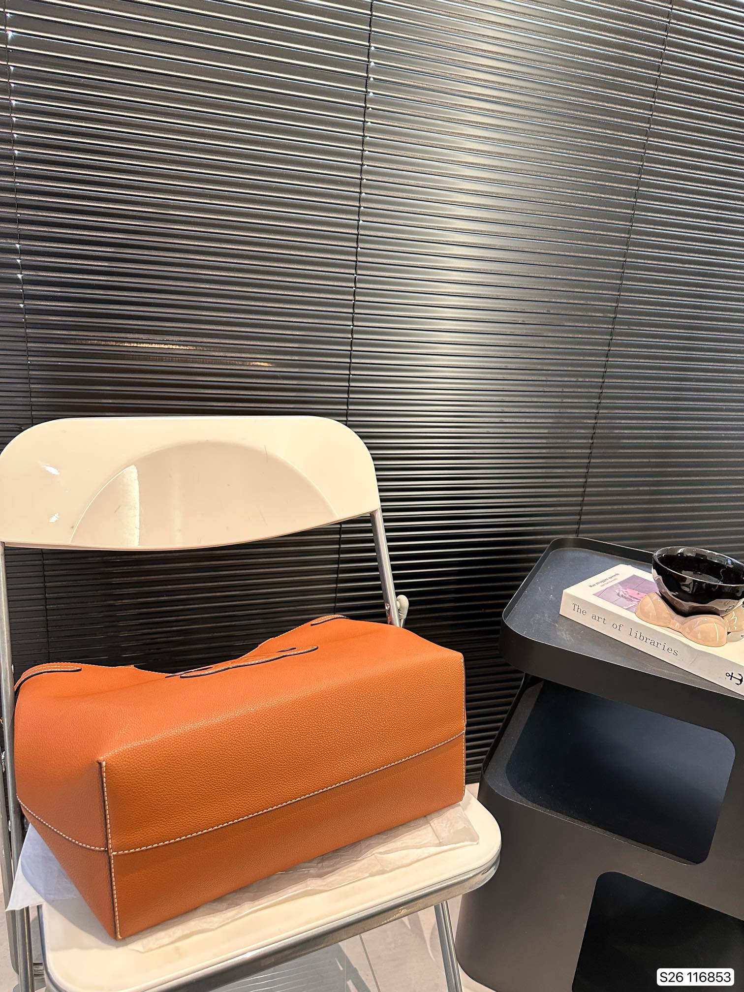 Ce new arrival 2025 tote bag 