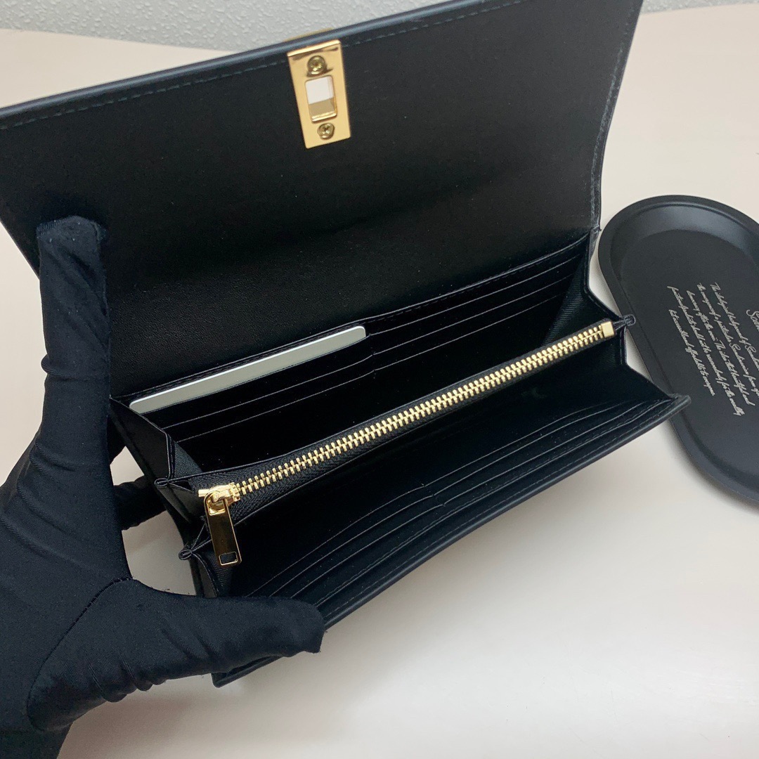 Ce new arrival wallet