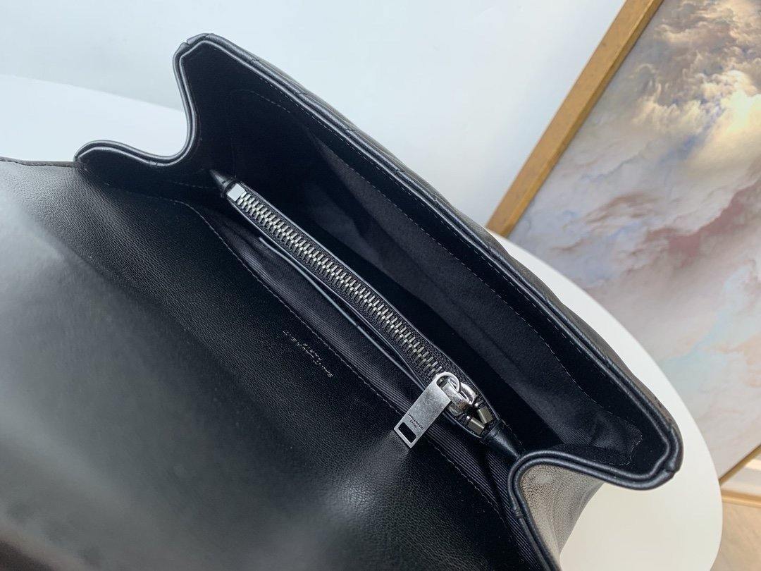 Y College Medium Quilted leather Bag