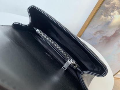 Y College Medium Quilted leather Bag