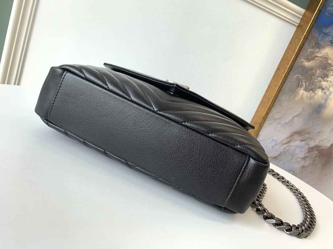 Y College Medium Quilted leather Bag