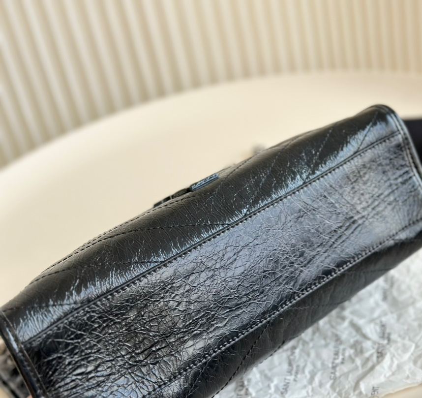 Y NIKI shopping bag size: 32*25 cm