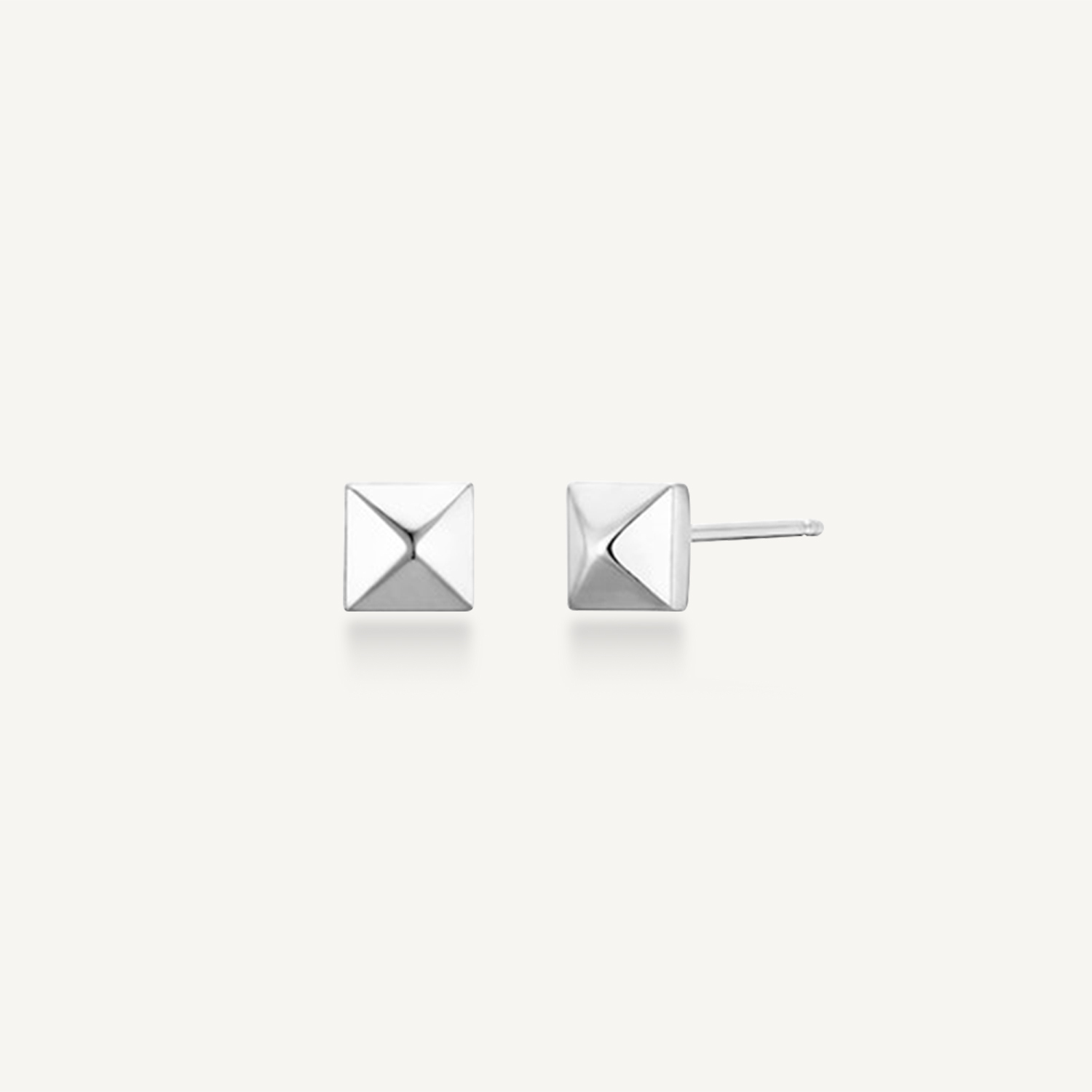 Ambition Stud Earrings (W/Y) 앰비션 스터드 귀걸이