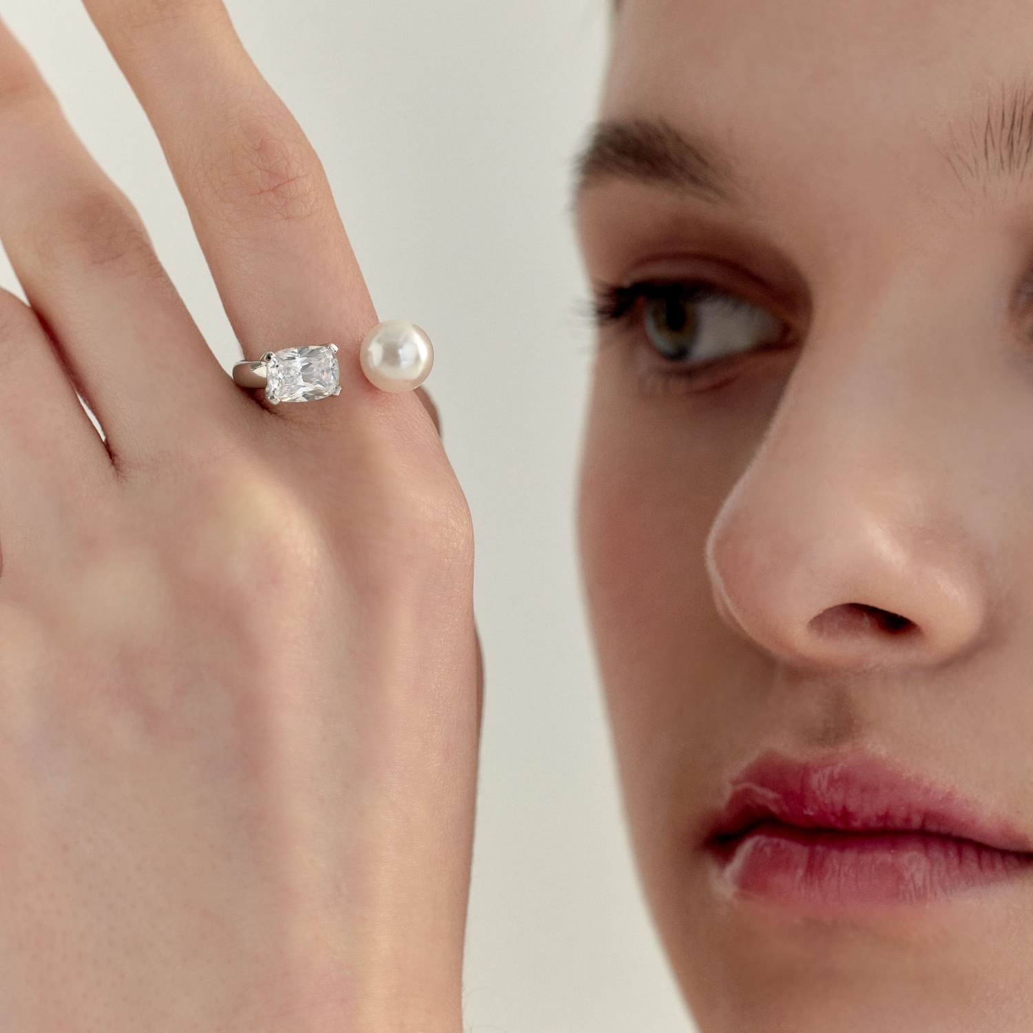 Cushion Pearl Ring (W) 쿠션 펄 반지