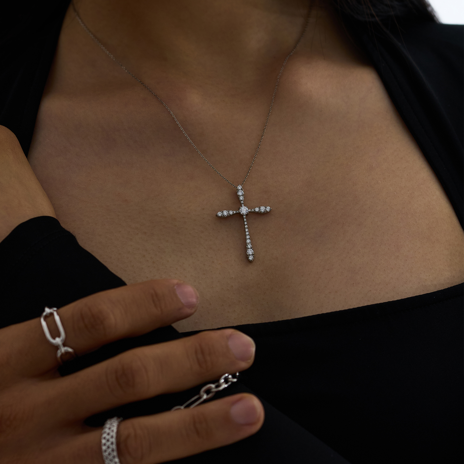 Bold Corss Necklace (W) 볼드 크로스 목걸이