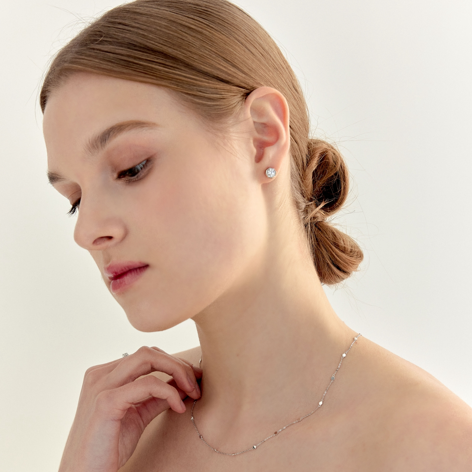 Octagon Stud Earrings (W/Y) 옥타곤 스터드 귀걸이