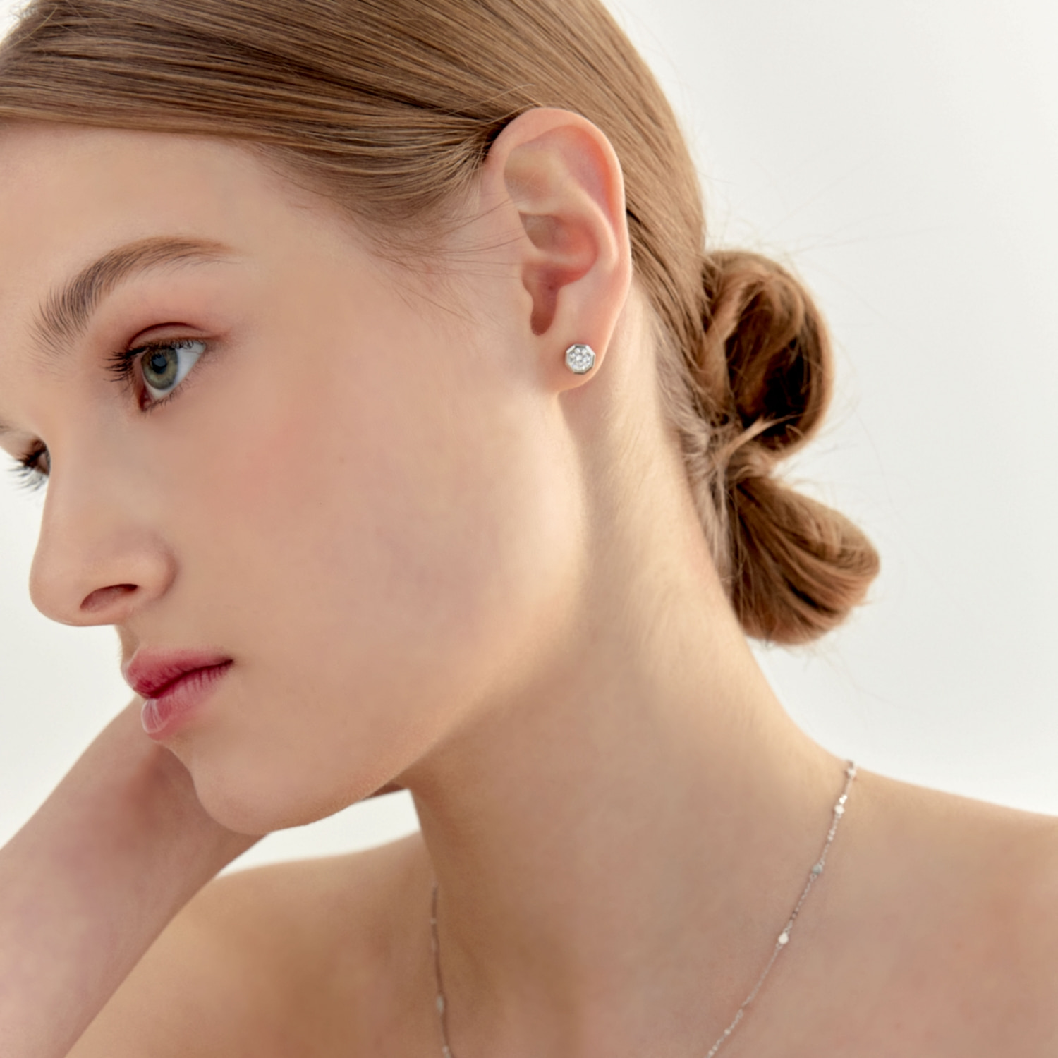 Octagon Stud Earrings (W/Y) 옥타곤 스터드 귀걸이