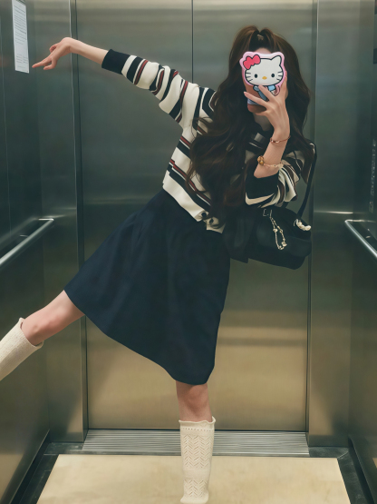 港風套裝 條紋針織上衣+鬆緊腰半身裙｜經典港風穿搭