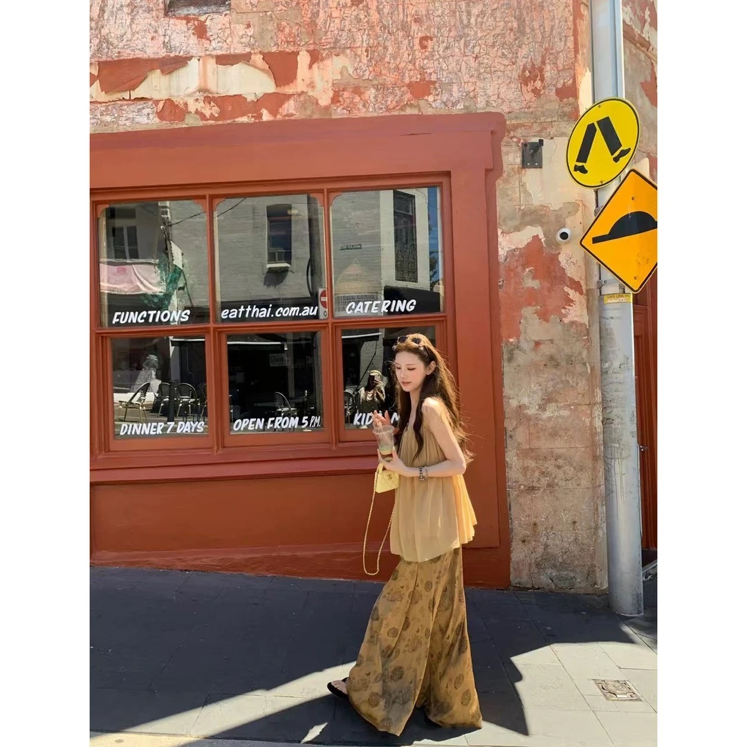 日系紗紗套裝 吊帶V領+復古印花休閒長褲｜涼感透氣 巨包容