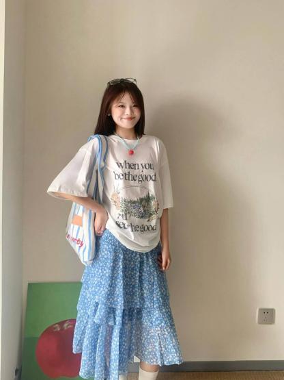 日系 初夏之夢 藍色碎花裙+印花上衣T 高級簡約｜活力青春