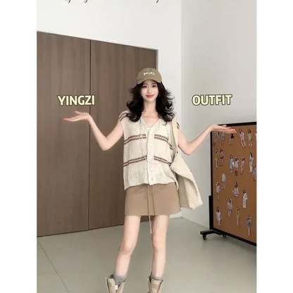 韓系女裝 「星宿」設計感條紋針織上衣+休閒短裙 