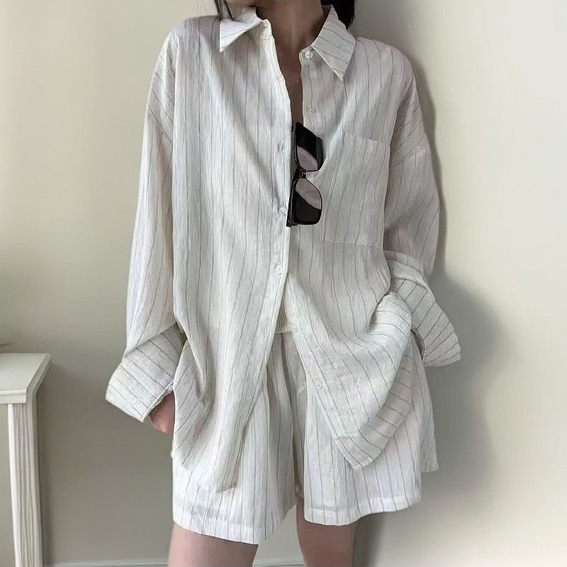 「現貨」初秋套裝 老錢風 豎條紋襯衫+短褲 寬鬆清爽 立領顯氣質