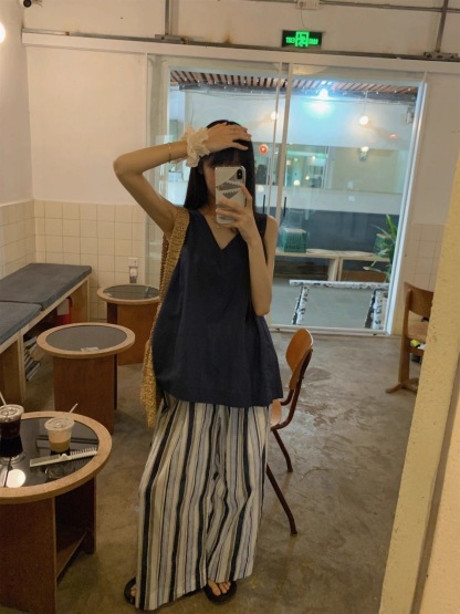 「全台僅售200組」棉麻V領套頭背心+高腰闊腿條紋長褲 慵懶風十足 度假首選