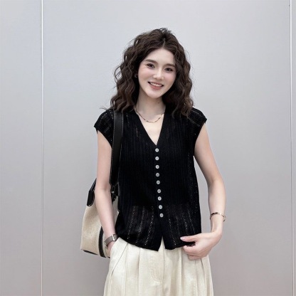 「知性美」氣質短袖針織上衣 鈕扣設計 V領顯瘦 通勤百搭