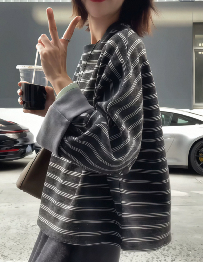 預售10天出貨｜僅售100套 秋冬慵懶風套頭衛衣條紋+休閒半身裙 顯瘦遮肉 溫柔風