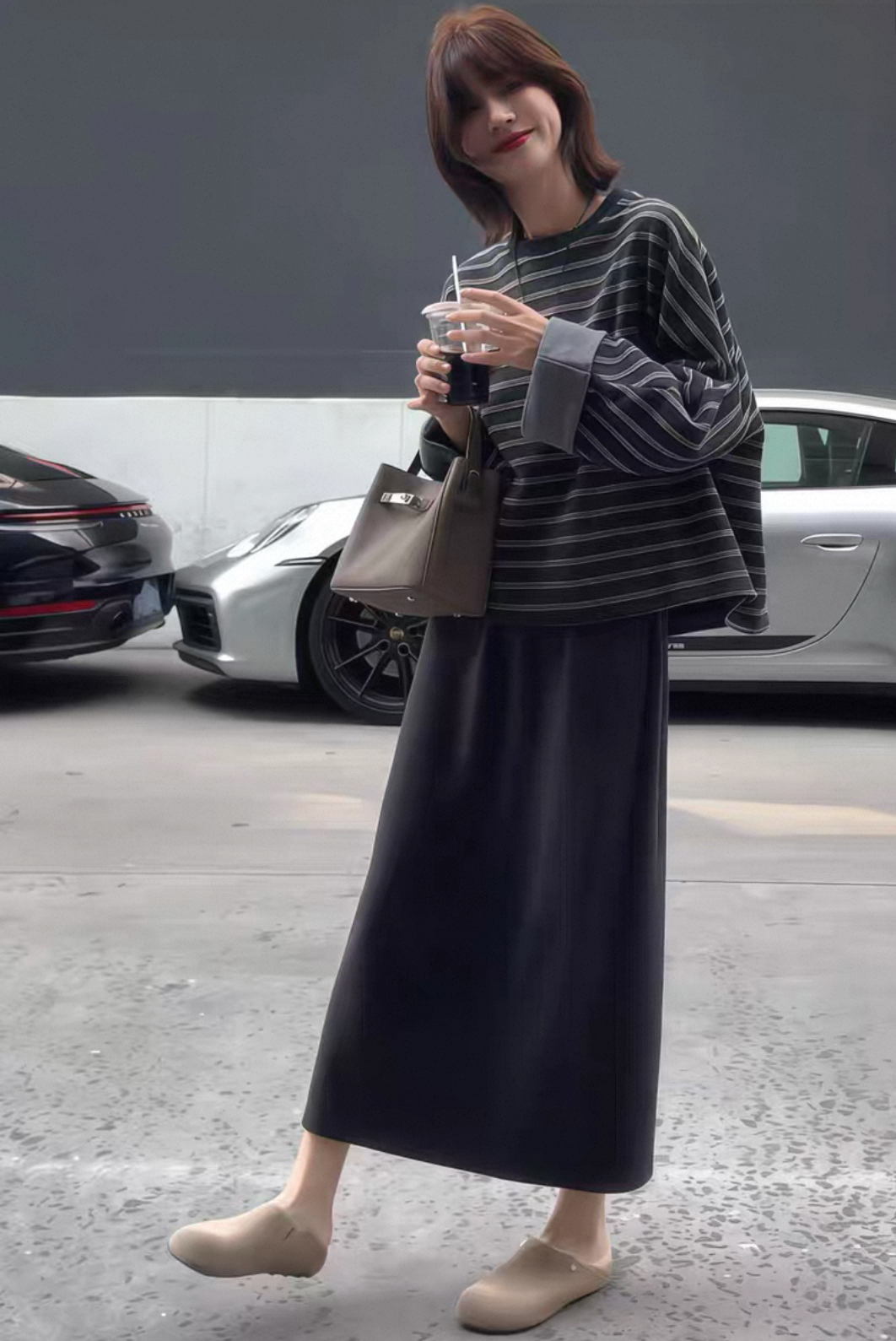 預售10天出貨｜僅售100套 秋冬慵懶風套頭衛衣條紋+休閒半身裙 顯瘦遮肉 溫柔風