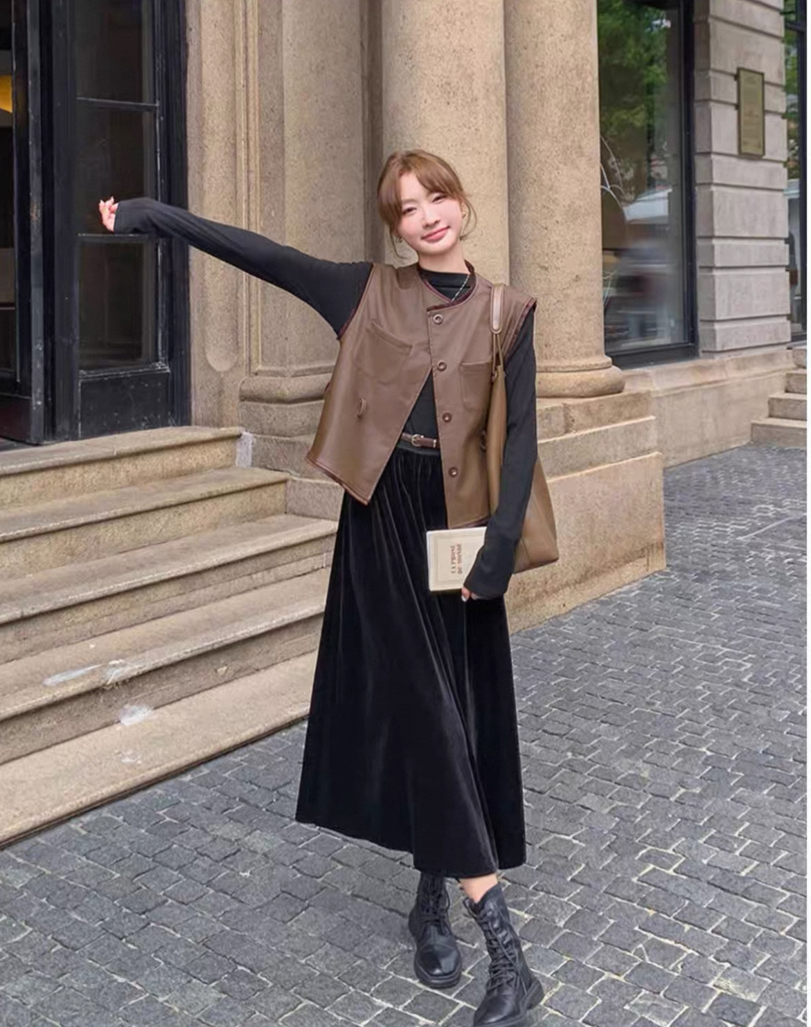 秋冬氣質套裝 絲絨拼接連衣裙+皮革馬甲｜氣質穿搭 顯瘦遮肉