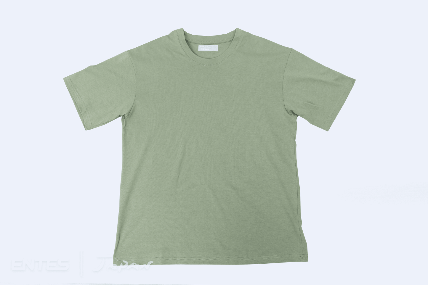 シンプルTシャツ