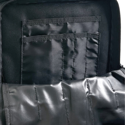 戦術バックパック