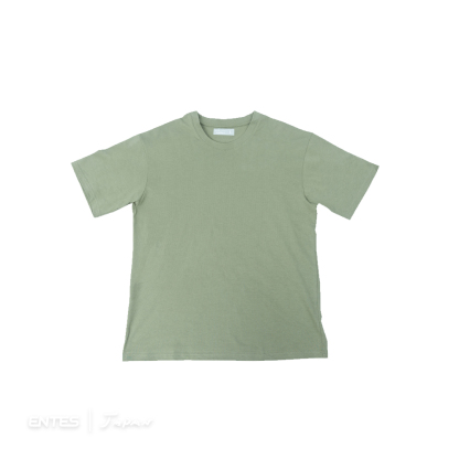 シンプルTシャツ