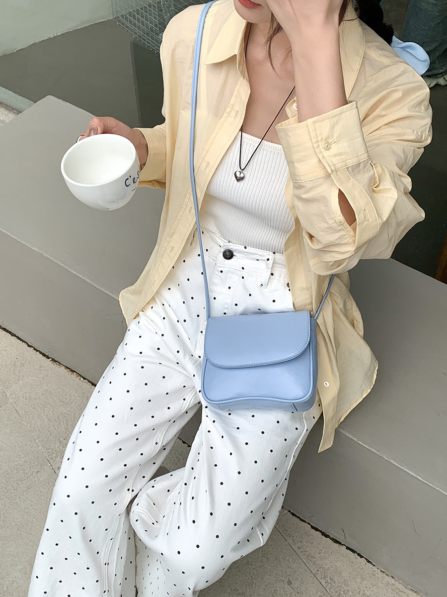 กระเป๋าสะพายข้างแบบฝาพับสไตล์เกาหลี