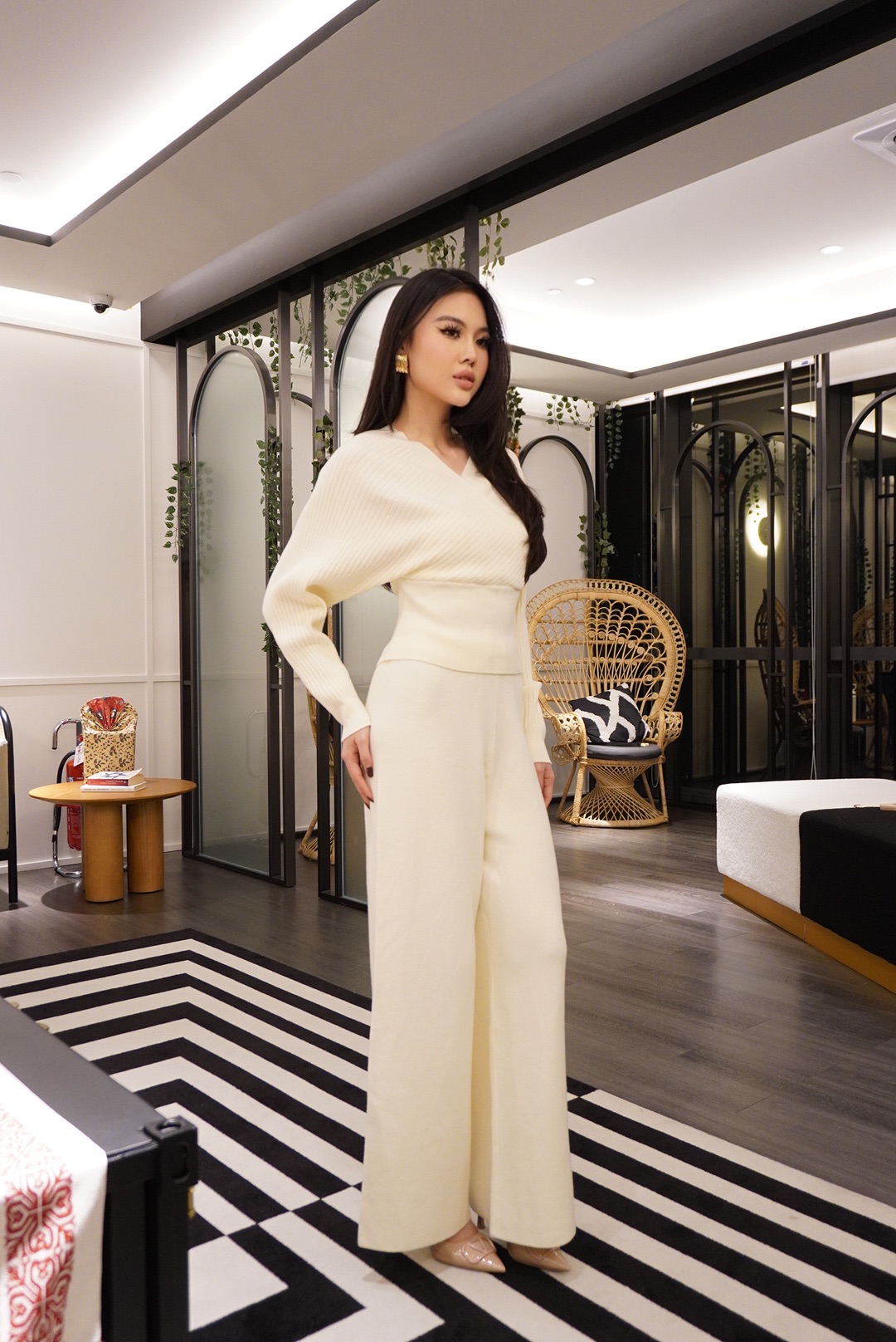 Soft Sculpt Knit Set MC2030