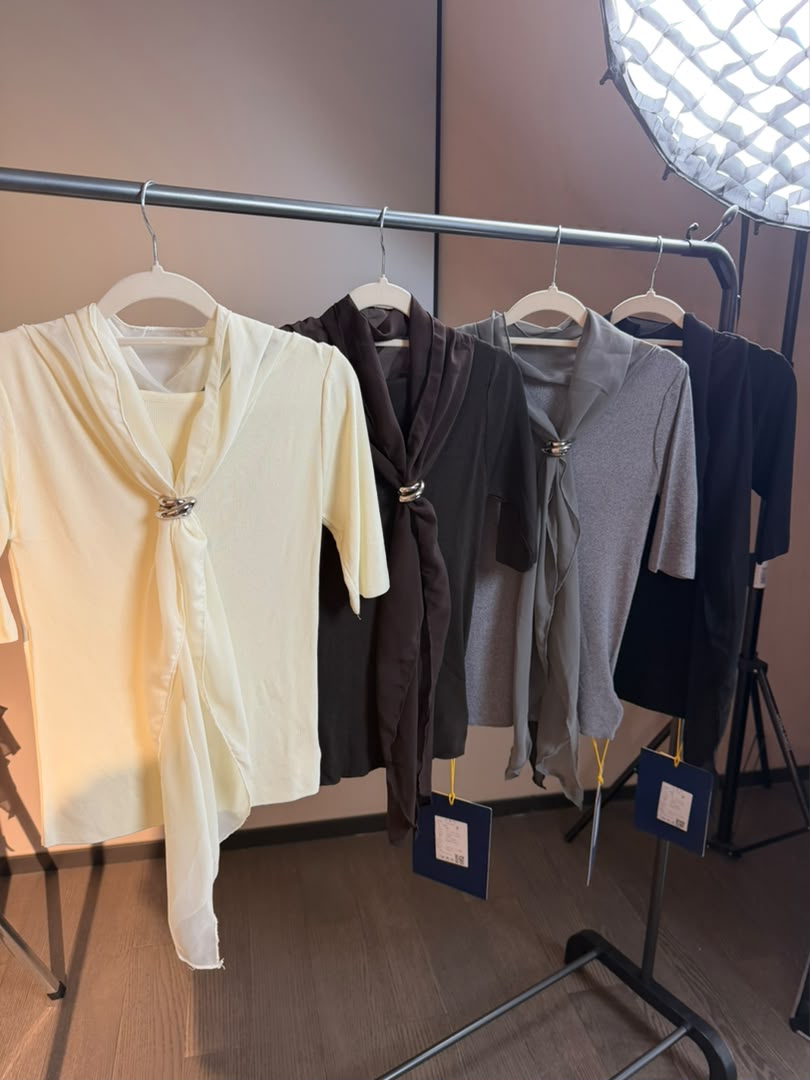 Twist-Neck Plain Top