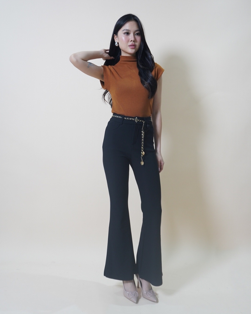 Chic Mock Neck Knit Top CC1049
