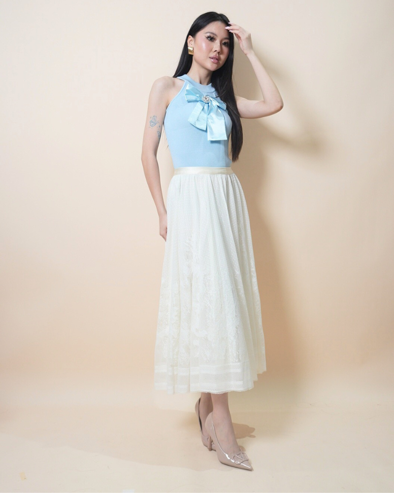 Bow-Front Halter Knit CC736