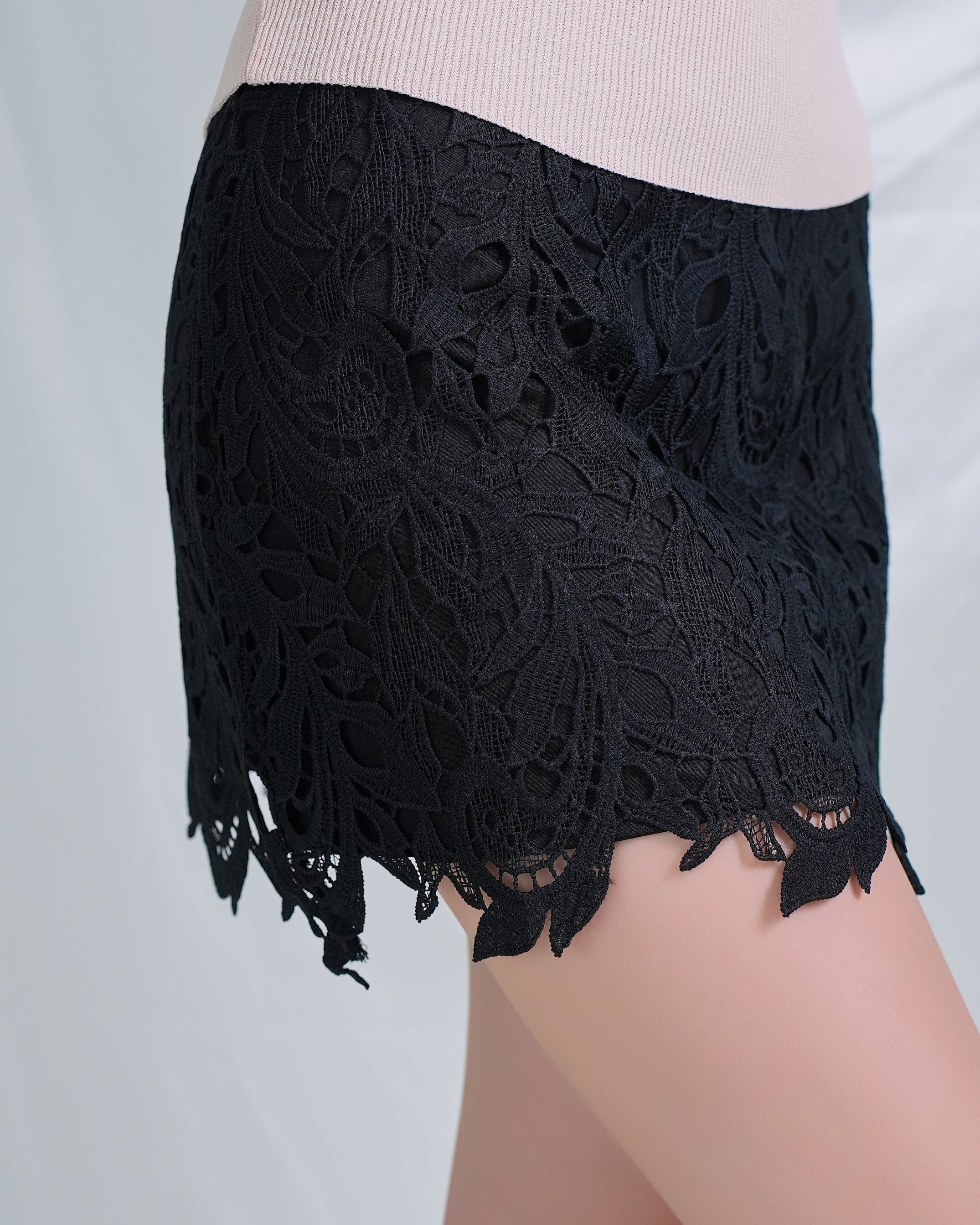 Versailles Lace Skirt – 26228