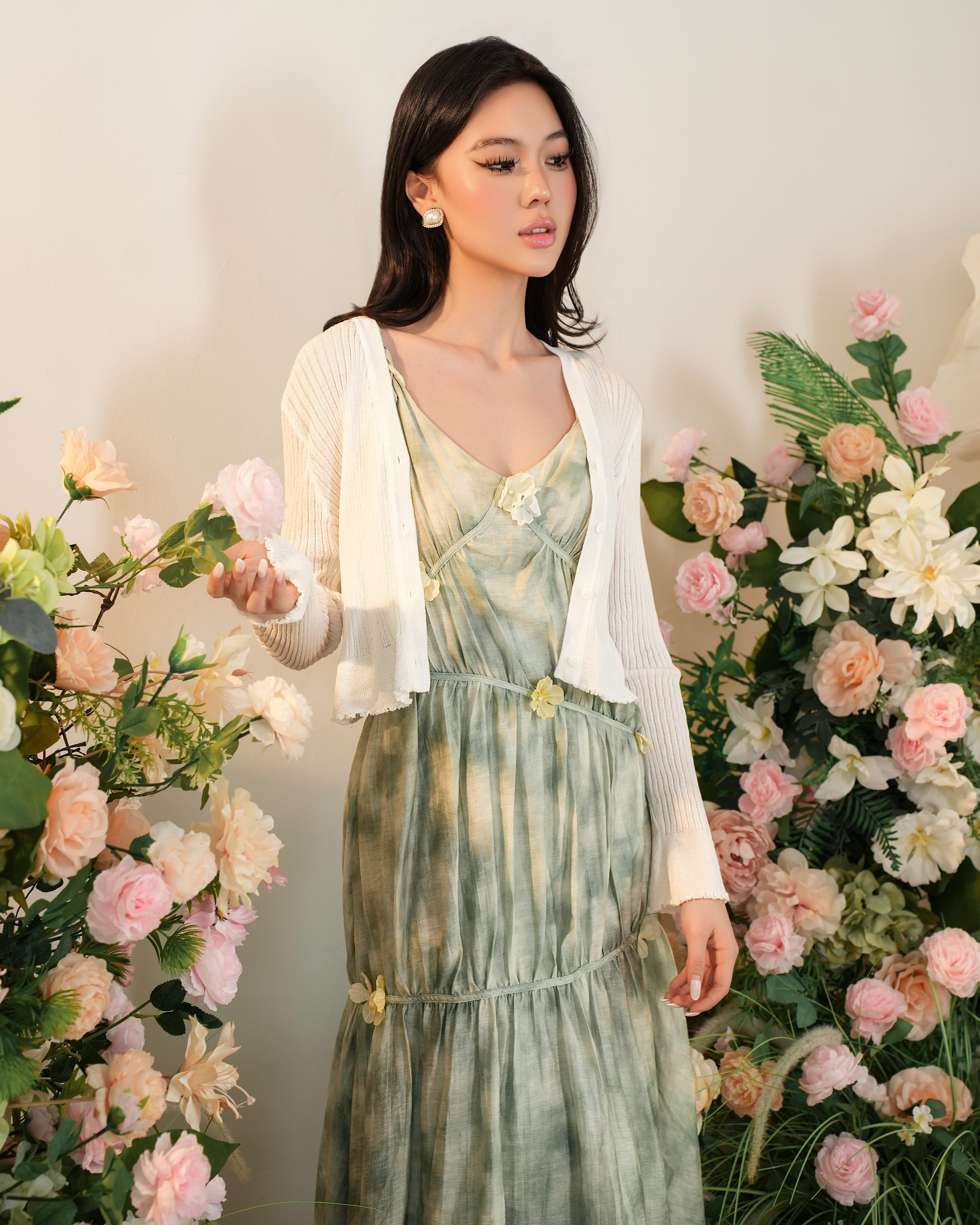 Soft Floral Flow Maxi Dress 2859