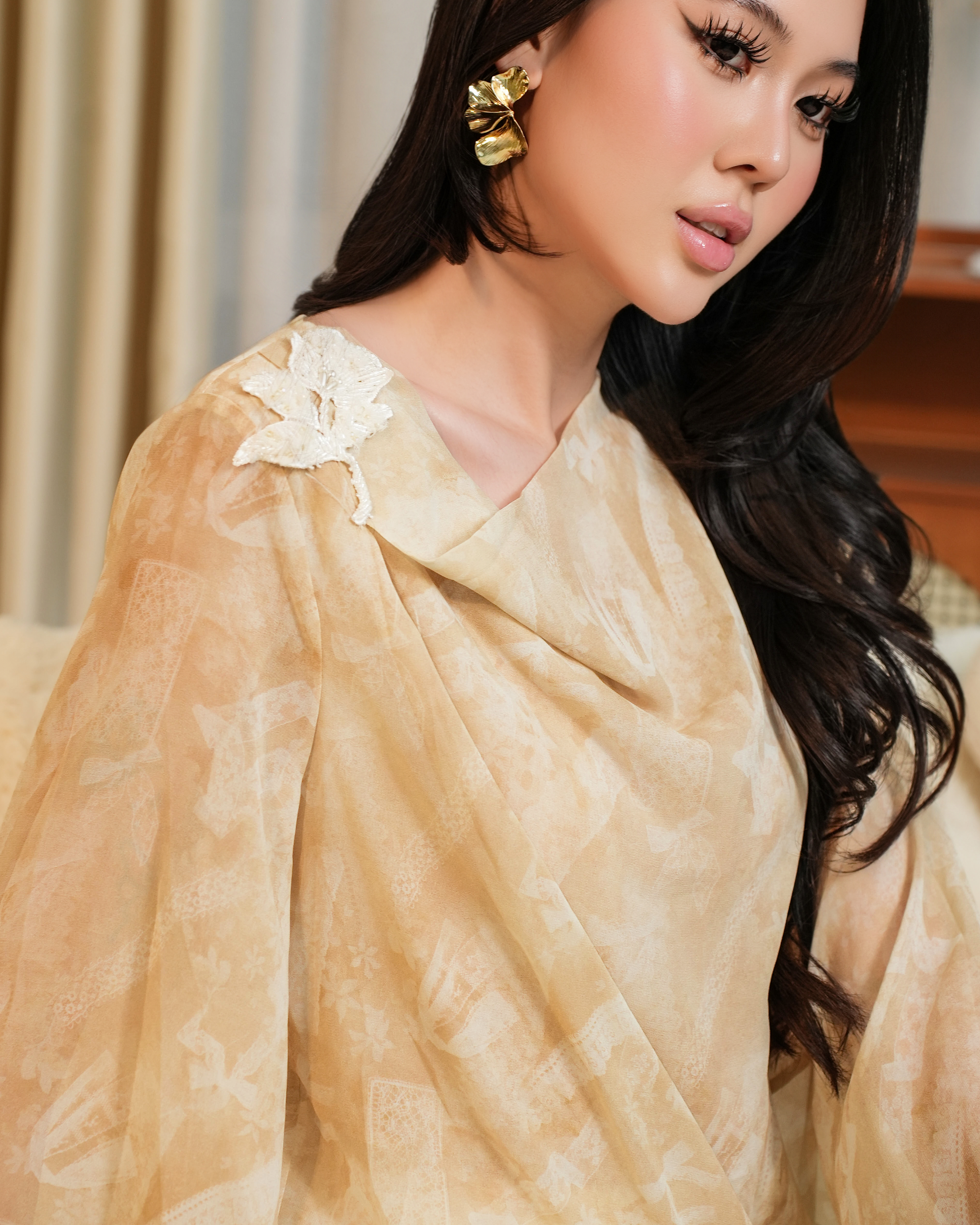 Solea Drape Neck Top 21181