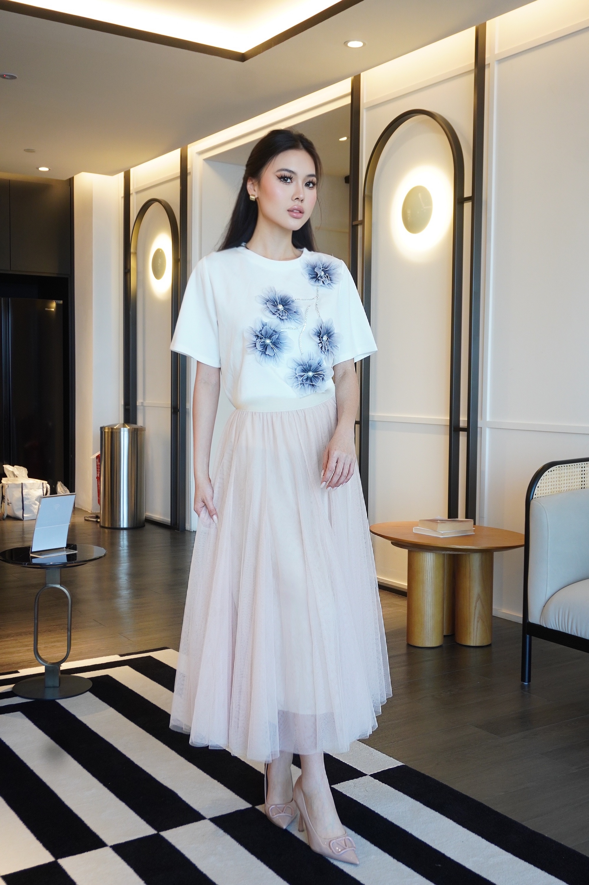 Soft Bloom 3D Flower Tee MC2073