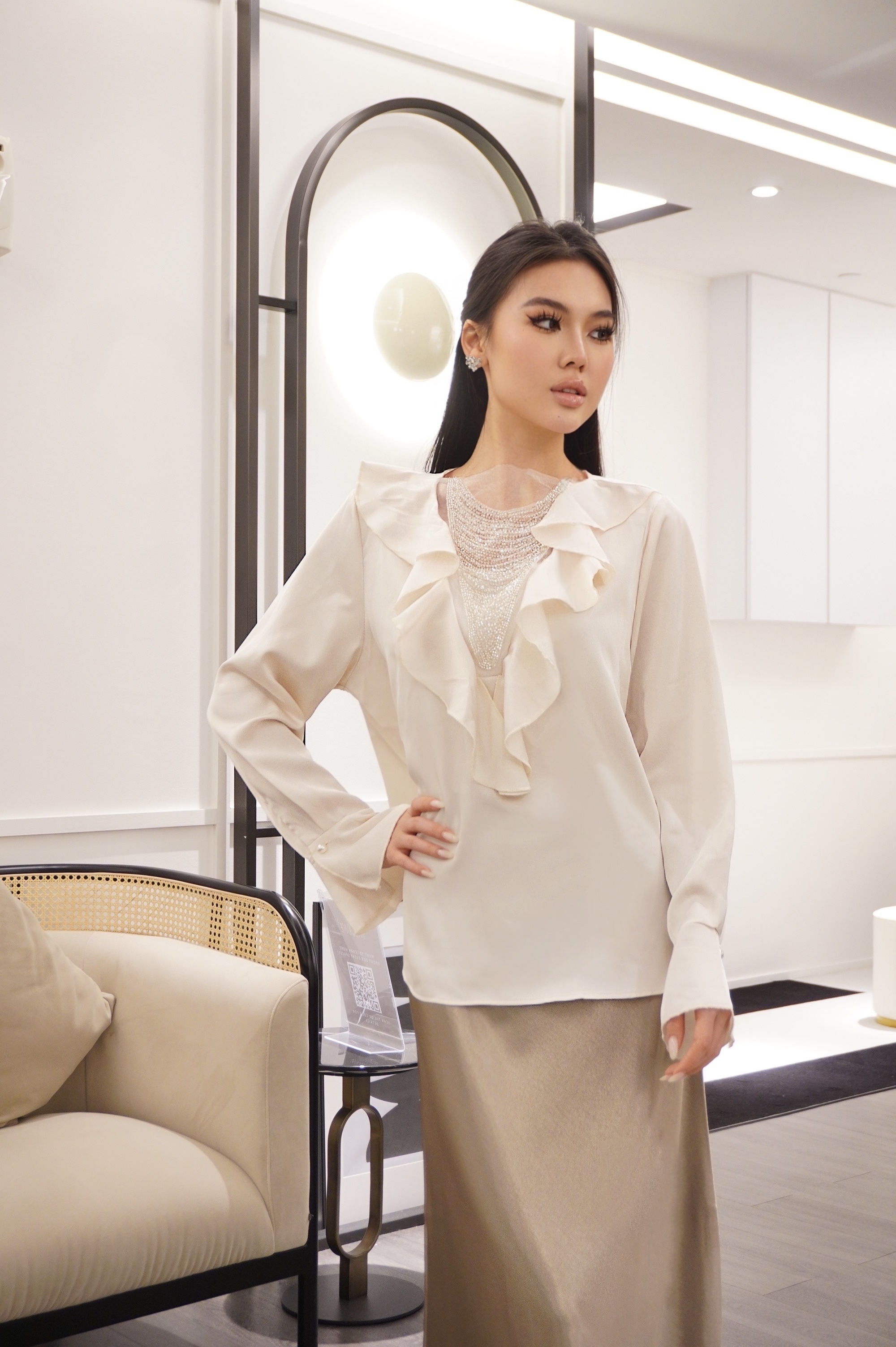 Classic Satin Long Skirt MC2089