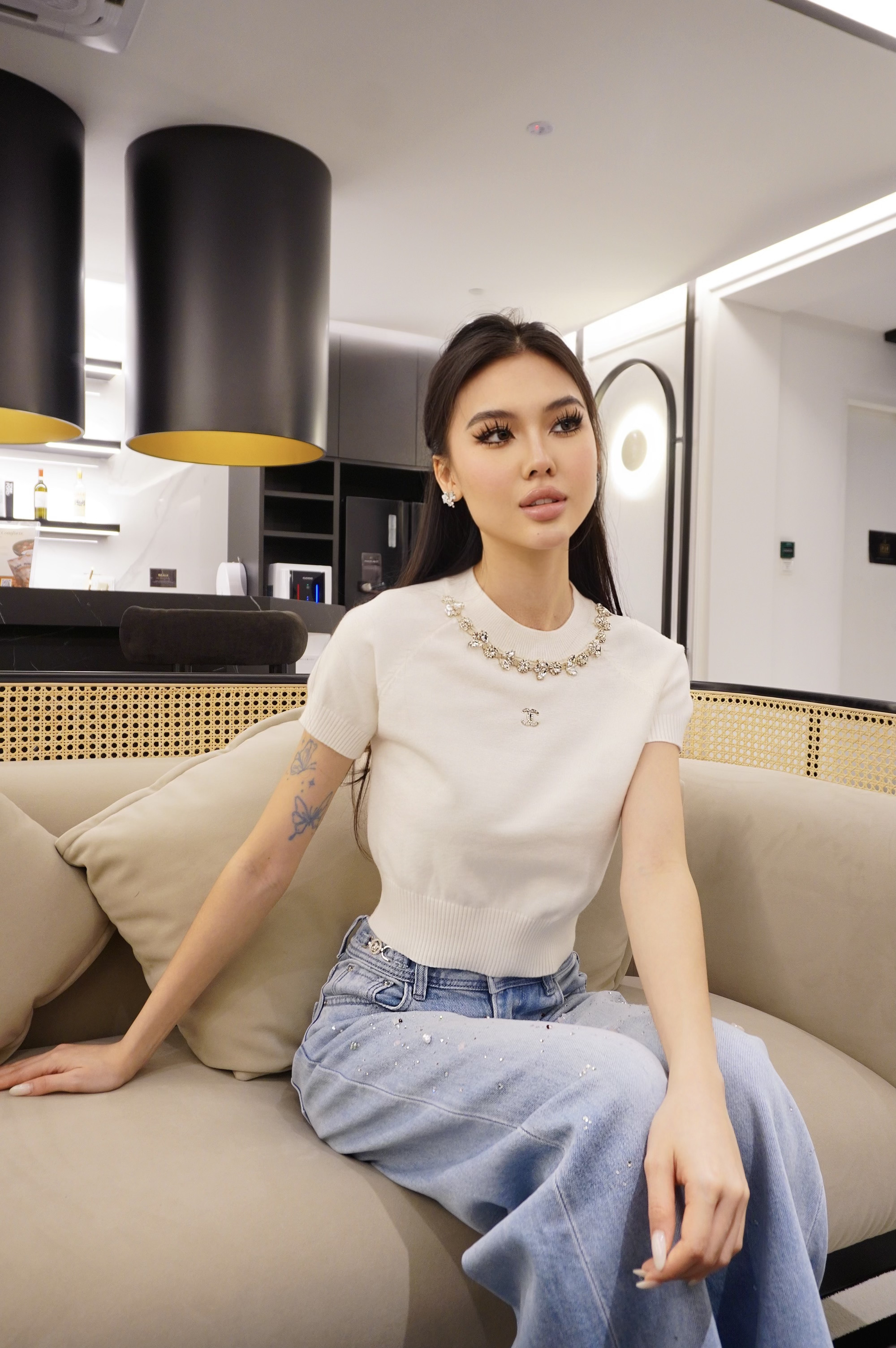 Chain Neck Knit Top MC2096