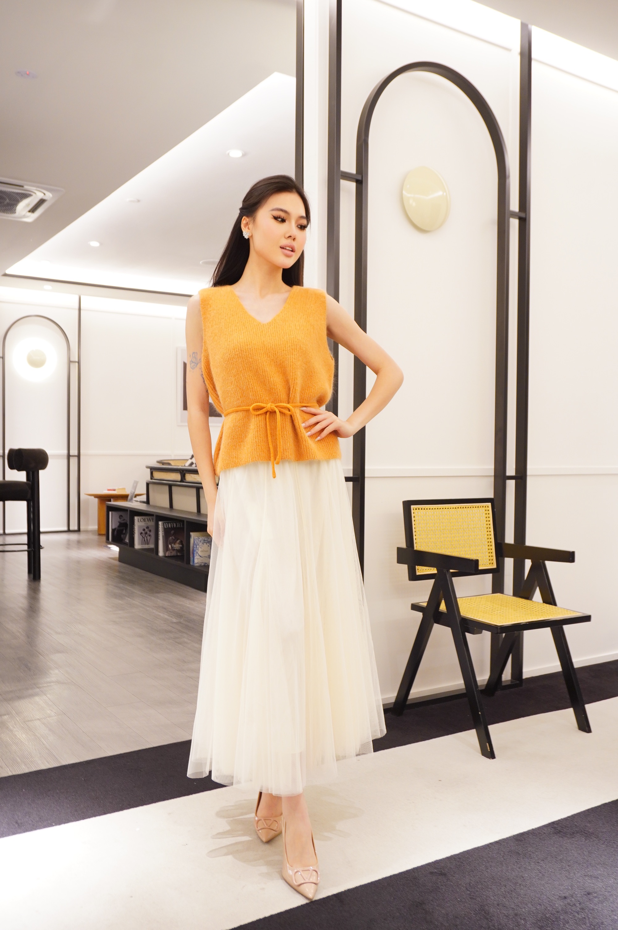 V-Neck Knit Sleeveless Top MC2095