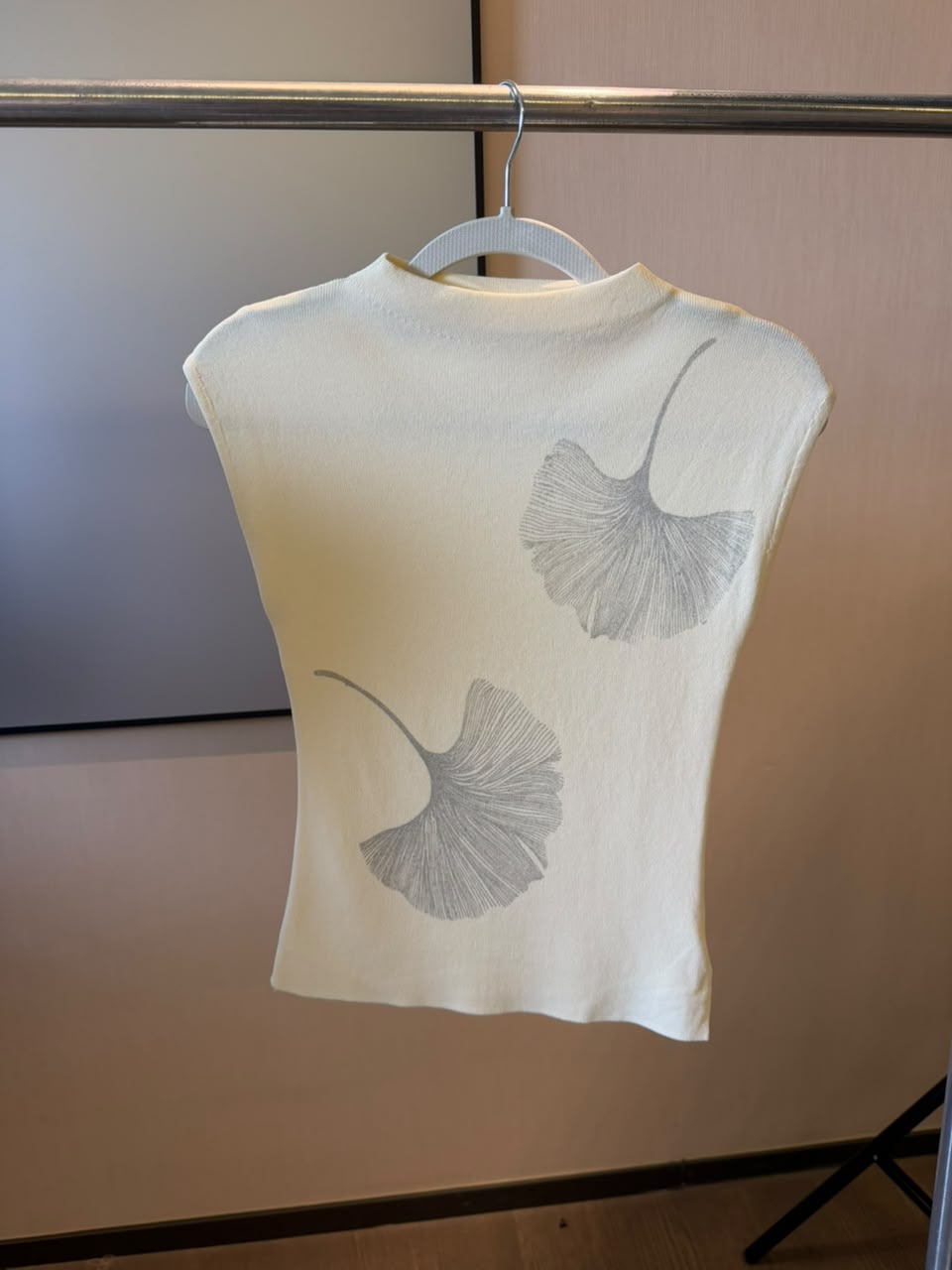Ginkgo Leaf Sleeveless 2219
