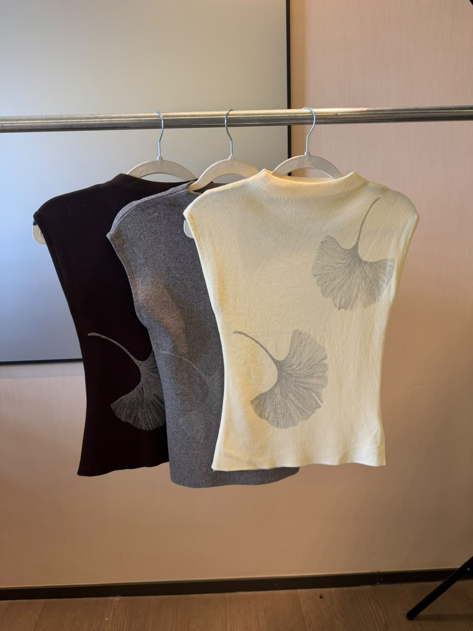 Ginkgo Leaf Sleeveless 2219