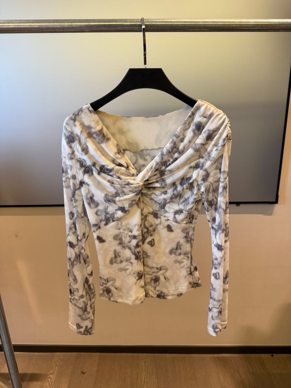 Twist-Front Floral Top 2224