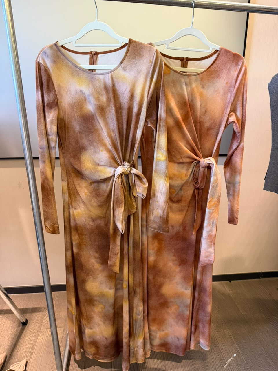 Tie-Dye Knot-Front Maxi Dress 2227