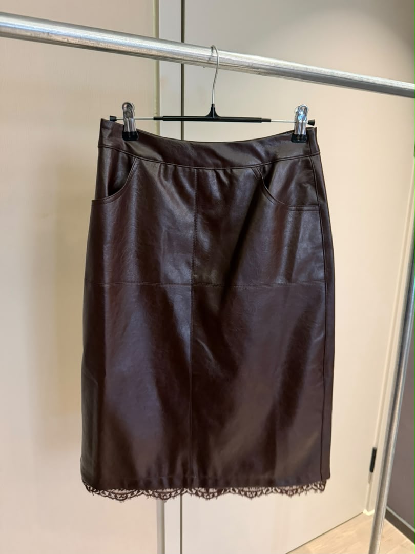 Noir Lace-Trim Leather Skirt 2233
