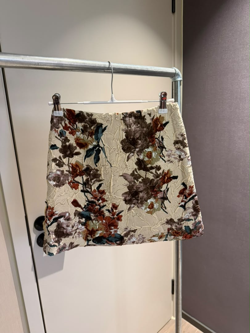 Baroque Jacquard Mini Skirt 2245