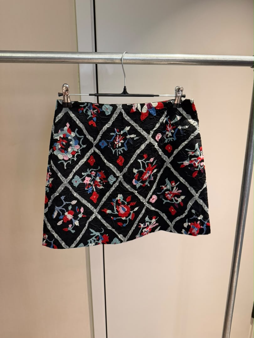 Baroque Jacquard Mini Skirt 2245