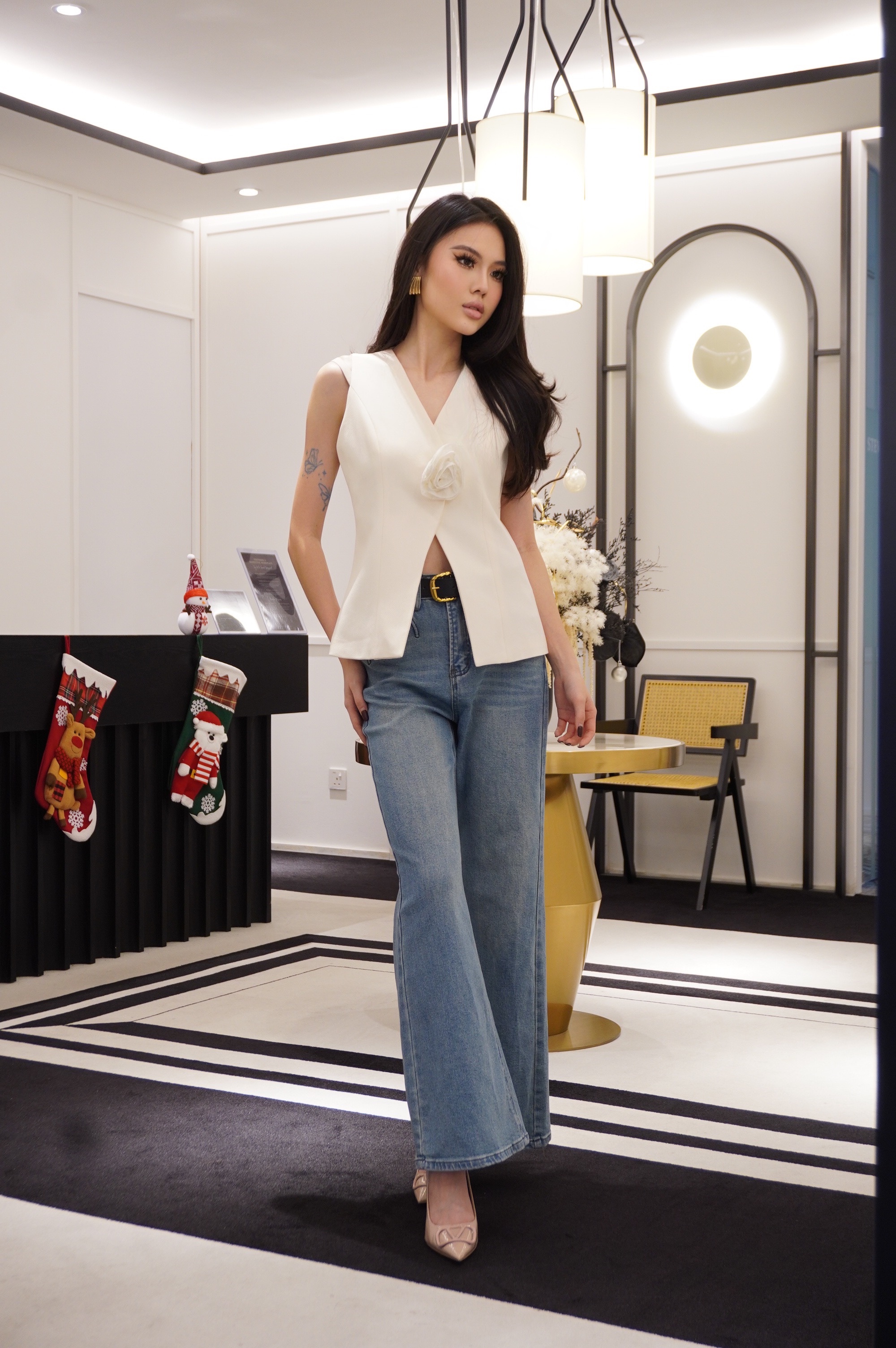 Roselle Sculpted Vest Top MC2044