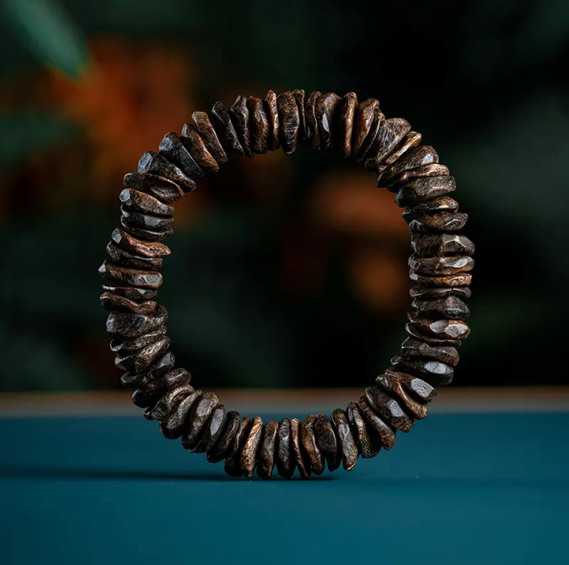 天然野生ベトナムニャチャン白沈香ブレスレット沈香グレード高級虫漏れ沈香ブレスレット女性と男性モデル付き