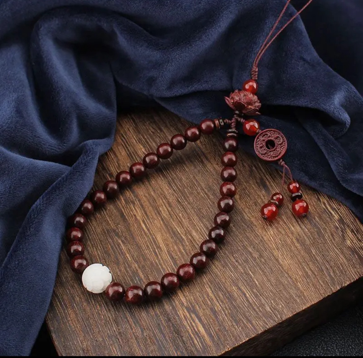 小葉の赤檀ブレスレット、携帯電話ペンダント、古代スタイルのペンダント、女性用ペンダント、携帯電話チェーンストラップ、短い手首ロープ