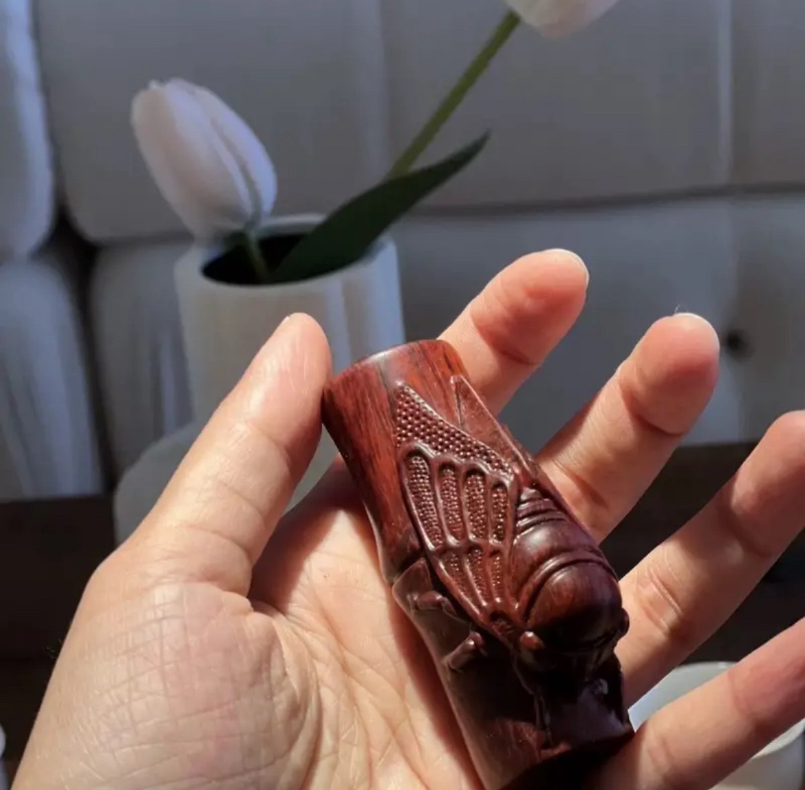 海南黄花梨の手持ち作品、海南黄花梨の満足感の手持ち作品、本物の海南金蝉、見事な骨董品