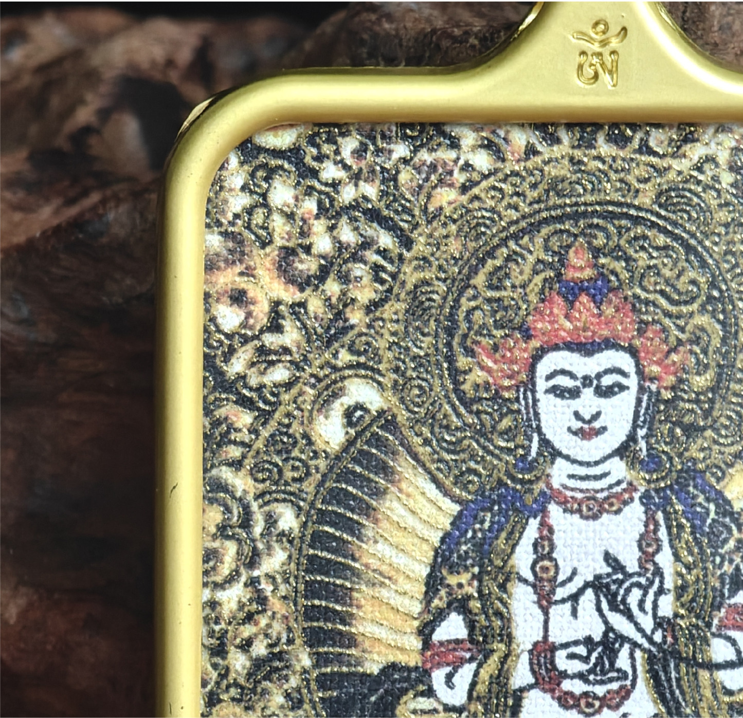 チベット仏教式 大勢至菩薩 開運ペンダント/ステンレス鋼製、約45×55×6mm（紐除く）、レッドゴールド、ブラックゴールド